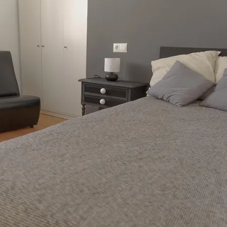 Tu Hogar Desayuno, Parking Y Piscina Incluidos רונדה