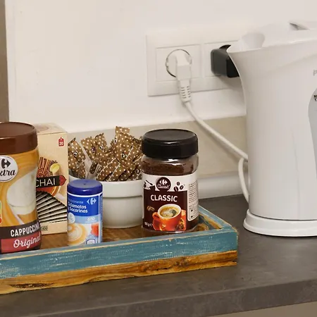 Tu Hogar Desayuno, Parking Y Piscina Incluidos בית אירוח