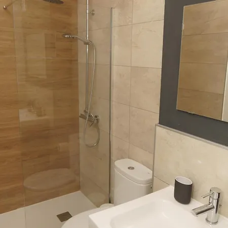 Tu Hogar Desayuno, Parking Y Piscina Incluidos Habitación en casa particular *